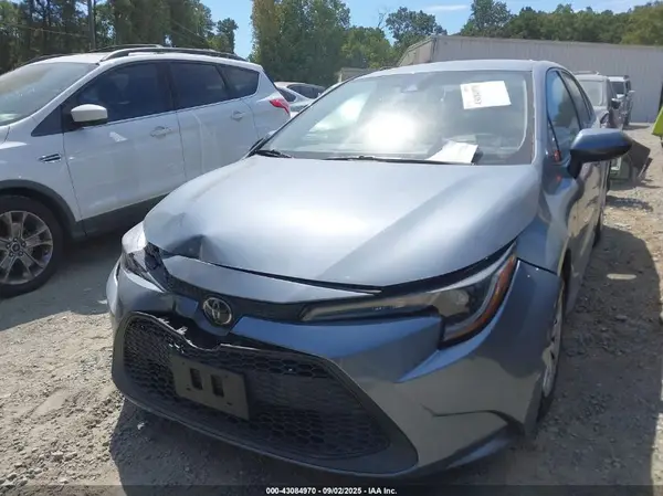 5YFEPMAE3MP246670 2021 TOYOTA COROLLA - Image 2