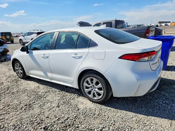 5YFEPMAE3MP248208 2021 TOYOTA COROLLA - Image 2