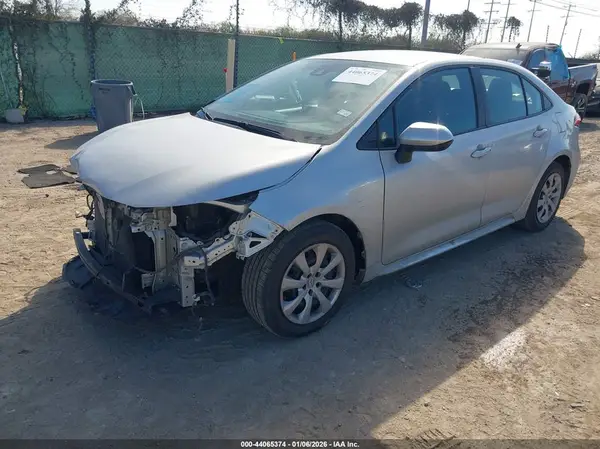 5YFEPMAE3MP248449 2021 TOYOTA COROLLA - Image 2