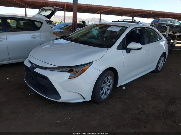 5YFEPMAE3MP248869 2021 TOYOTA COROLLA - Image 2