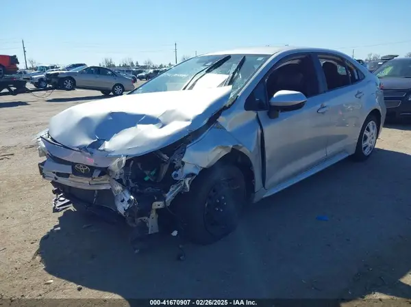 5YFEPMAE3MP249164 2021 TOYOTA COROLLA - Image 2