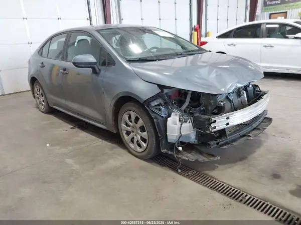 5YFEPMAE3MP249388 2021 TOYOTA COROLLA - Image 1