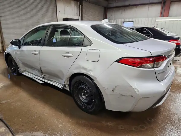 5YFEPMAE3MP249472 2021 TOYOTA COROLLA - Image 2