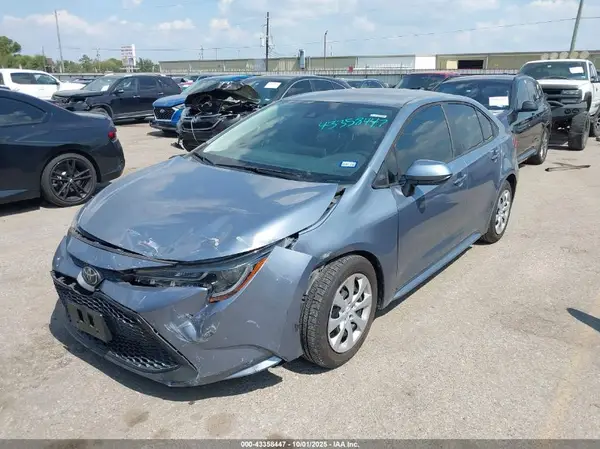 5YFEPMAE3MP259905 2021 TOYOTA COROLLA - Image 2