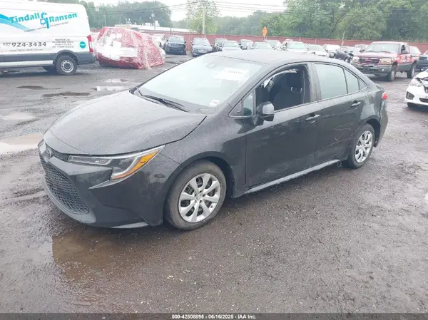 5YFEPMAE3MP260326 2021 TOYOTA COROLLA - Image 2