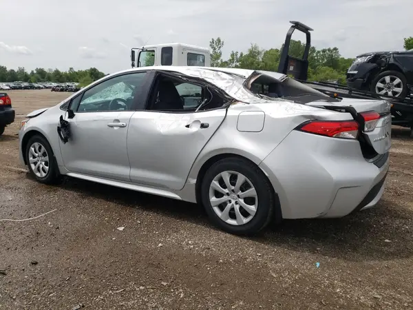 5YFEPMAE3MP264019 2021 TOYOTA COROLLA - Image 2