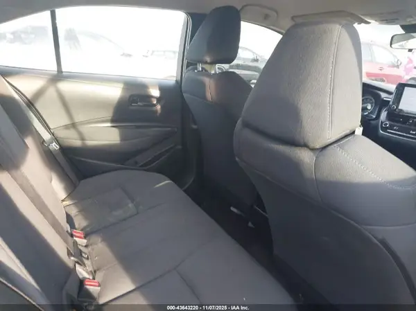 5YFEPMAE3NP283056 2022 TOYOTA COROLLA - Image 8