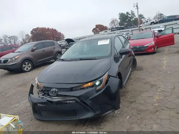 5YFEPMAE3NP285468 2022 TOYOTA COROLLA - Image 2