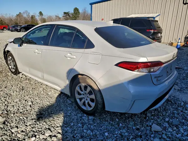 5YFEPMAE3NP288385 2022 TOYOTA COROLLA - Image 2