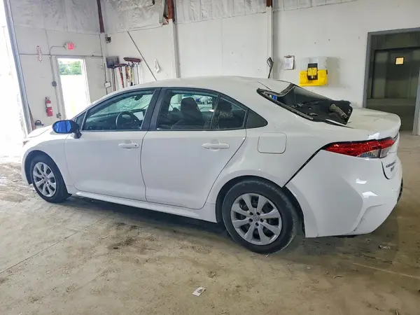 5YFEPMAE3NP298799 2022 TOYOTA COROLLA - Image 2