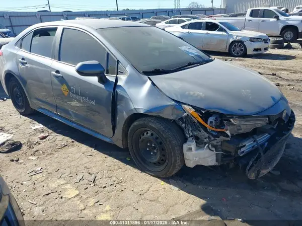 5YFEPMAE3NP299757 2022 TOYOTA COROLLA - Image 1