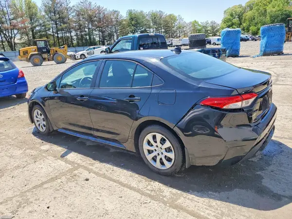 5YFEPMAE3NP305704 2022 TOYOTA COROLLA - Image 2
