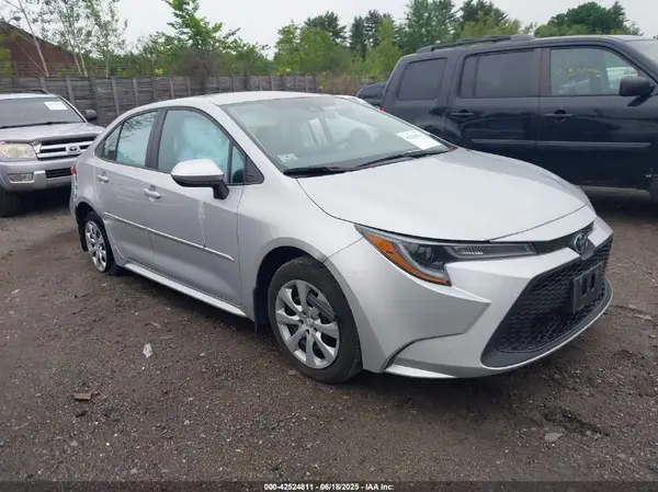 5YFEPMAE3NP312751 2022 TOYOTA COROLLA - Image 1
