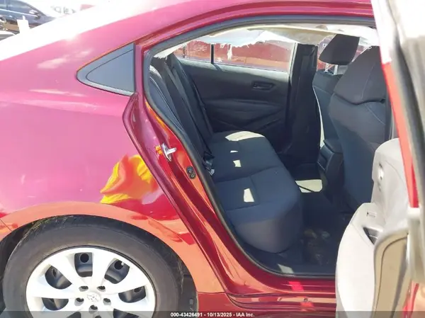 5YFEPMAE3NP323250 2022 TOYOTA COROLLA - Image 8