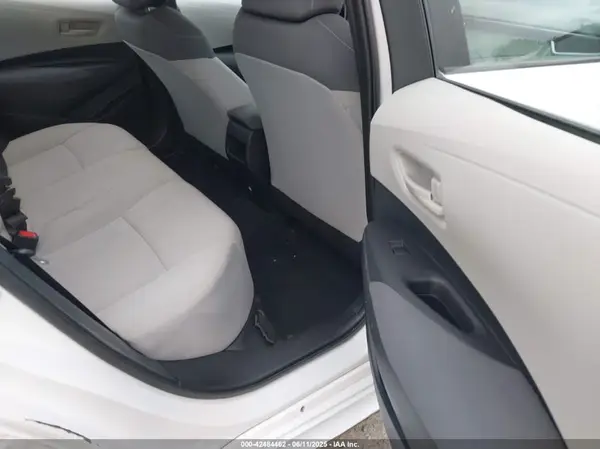 5YFEPMAE3NP324012 2022 TOYOTA COROLLA - Image 8