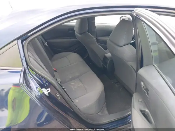 5YFEPMAE3NP325631 2022 TOYOTA COROLLA - Image 8