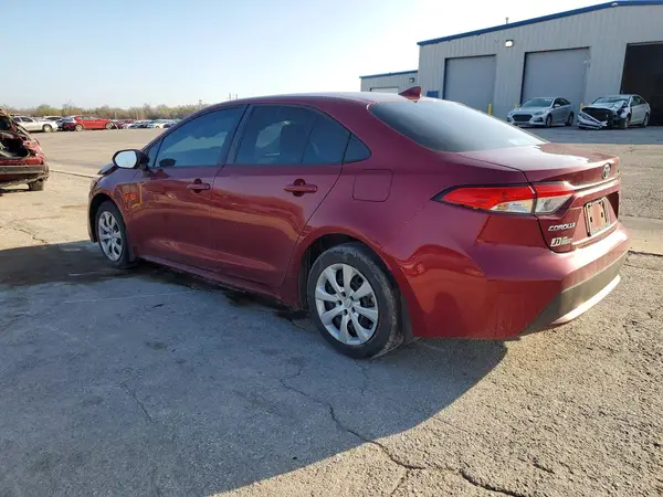 5YFEPMAE3NP328996 2022 TOYOTA COROLLA - Image 2