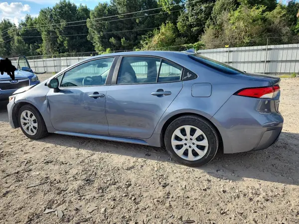 5YFEPMAE3NP329713 2022 TOYOTA COROLLA - Image 2