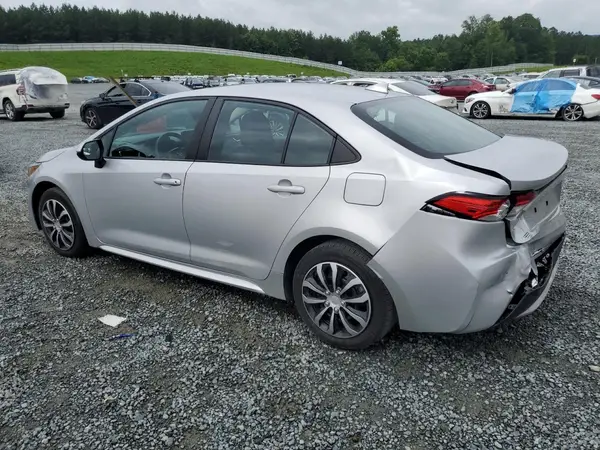 5YFEPMAE3NP332952 2022 TOYOTA COROLLA - Image 2