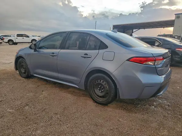 5YFEPMAE3NP335396 2022 TOYOTA COROLLA - Image 2