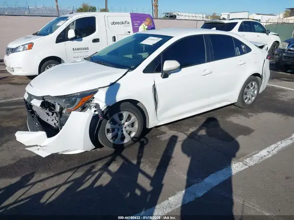 5YFEPMAE3NP339464 2022 TOYOTA COROLLA - Image 2