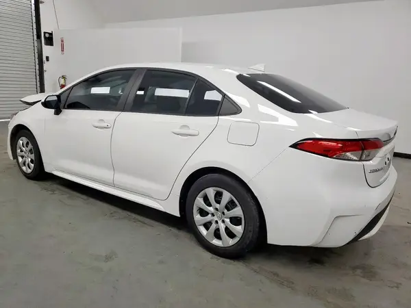 5YFEPMAE3NP346835 2022 TOYOTA COROLLA - Image 2