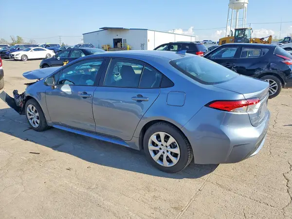 5YFEPMAE3NP352604 2022 TOYOTA COROLLA - Image 2