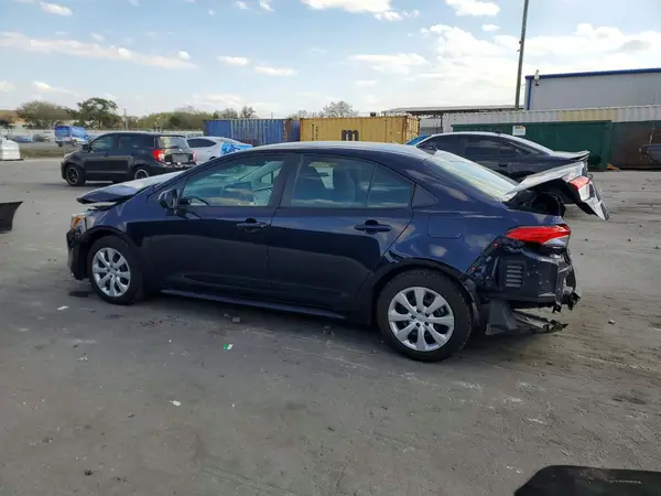 5YFEPMAE3NP352635 2022 TOYOTA COROLLA - Image 2