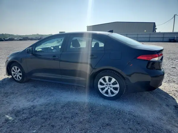 5YFEPMAE3NP353249 2022 TOYOTA COROLLA - Image 2