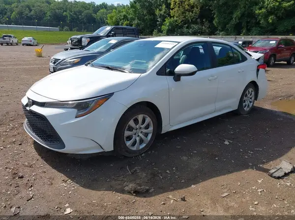 5YFEPMAE3NP355194 2022 TOYOTA COROLLA - Image 2