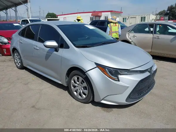 5YFEPMAE3NP355650 2022 TOYOTA COROLLA - Image 1