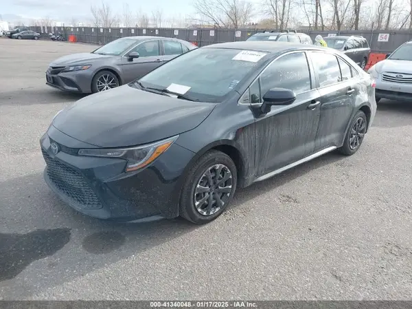 5YFEPMAE3NP357964 2022 TOYOTA COROLLA - Image 2