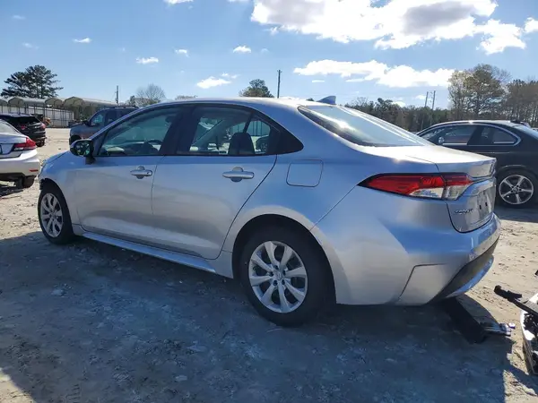 5YFEPMAE3NP358533 2022 TOYOTA COROLLA - Image 2