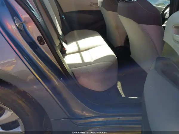 5YFEPMAE3NP359780 2022 TOYOTA COROLLA - Image 8