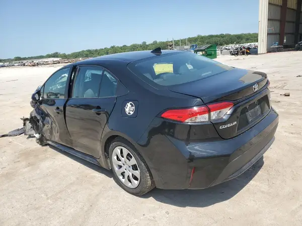5YFEPMAE3NP363392 2022 TOYOTA COROLLA - Image 2
