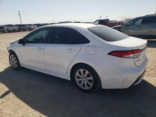 5YFEPMAE3NP366132 2022 TOYOTA COROLLA - Image 2