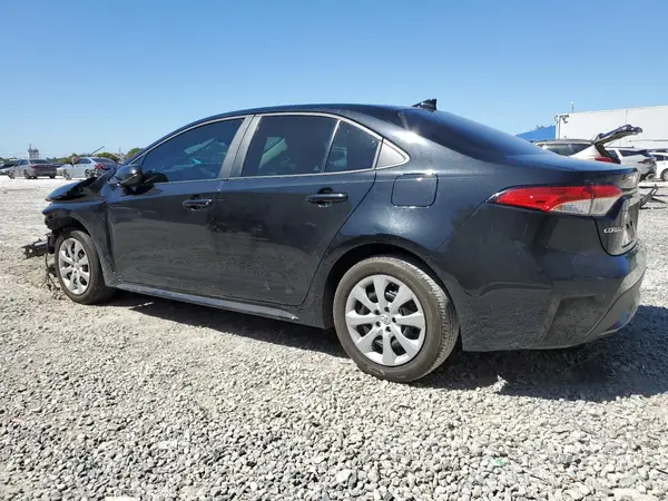 5YFEPMAE3NP382864 2022 TOYOTA COROLLA - Image 2