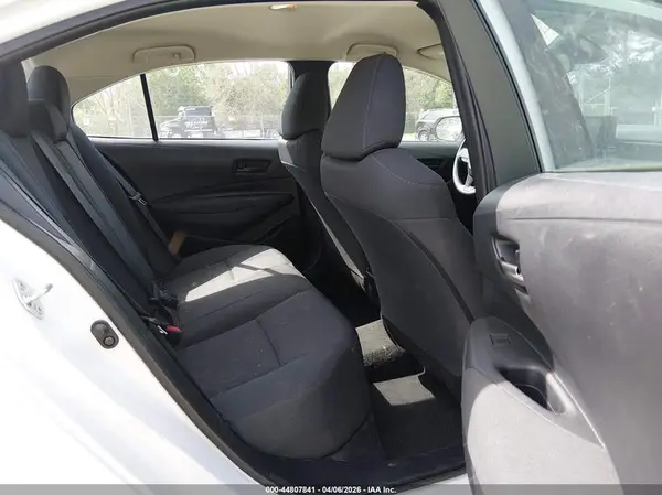 5YFEPMAE3NP385781 2022 TOYOTA COROLLA - Image 8