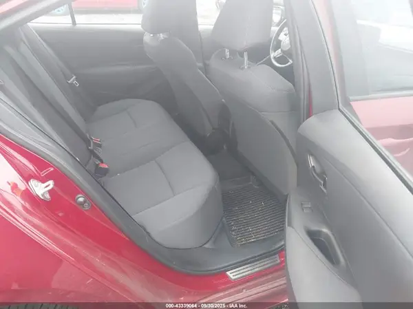 5YFEPMAE3NP387059 2022 TOYOTA COROLLA - Image 8