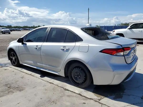 5YFEPMAE3NP388759 2022 TOYOTA COROLLA - Image 2