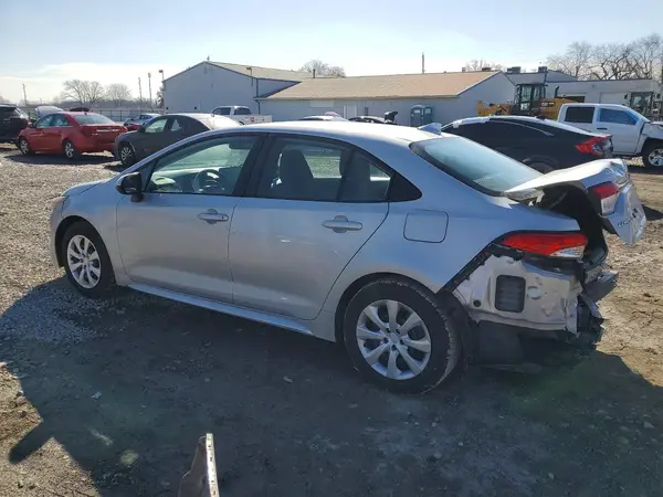 5YFEPMAE3NP392035 2022 TOYOTA COROLLA - Image 2