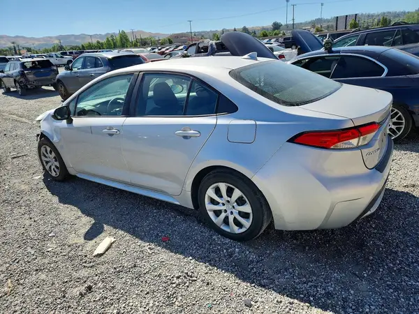 5YFEPMAE4MP147114 2021 TOYOTA COROLLA - Image 2