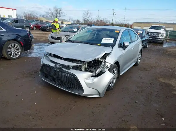 5YFEPMAE4MP156556 2021 TOYOTA COROLLA - Image 2