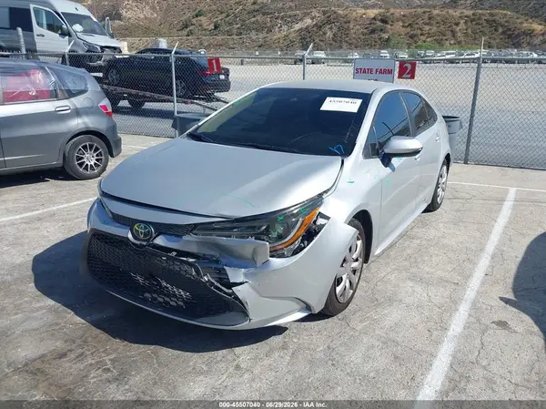5YFEPMAE4MP162485 2021 TOYOTA COROLLA - Image 2