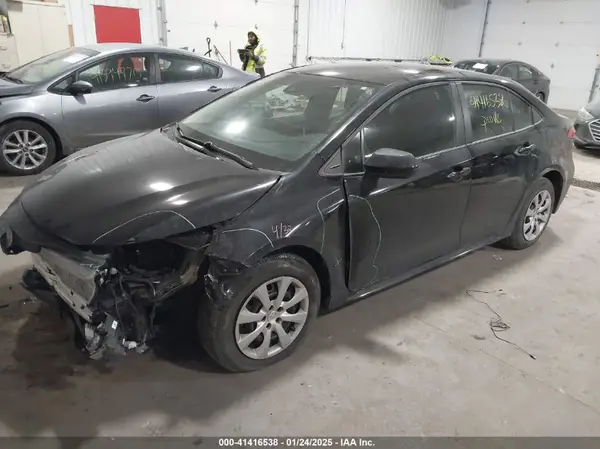 5YFEPMAE4MP164494 2021 TOYOTA COROLLA - Image 2