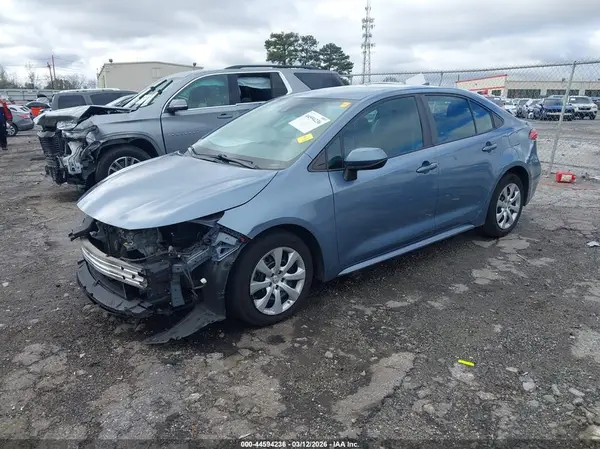 5YFEPMAE4MP164737 2021 TOYOTA COROLLA - Image 2