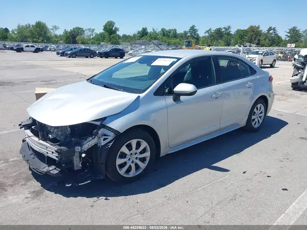 5YFEPMAE4MP165693 2021 TOYOTA COROLLA - Image 2
