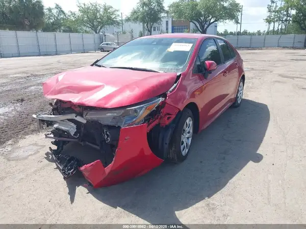 5YFEPMAE4MP168772 2021 TOYOTA COROLLA - Image 2