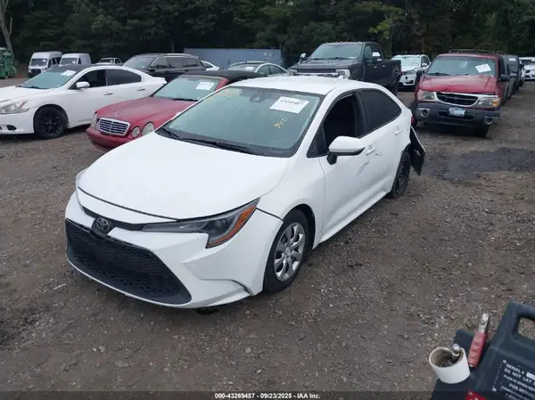 5YFEPMAE4MP168948 2021 TOYOTA COROLLA - Image 2