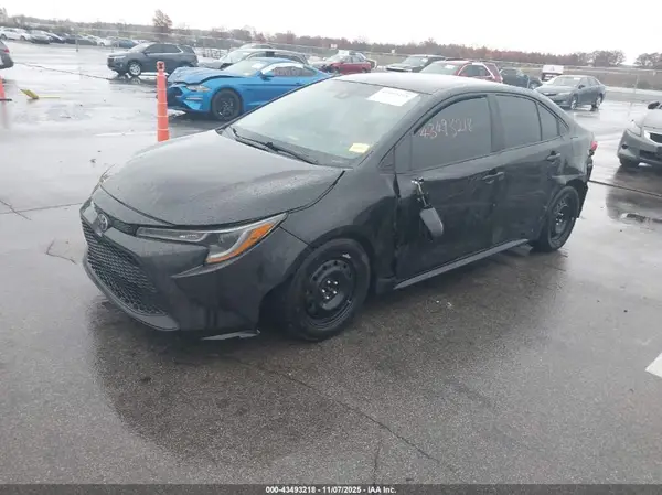 5YFEPMAE4MP179237 2021 TOYOTA COROLLA - Image 2
